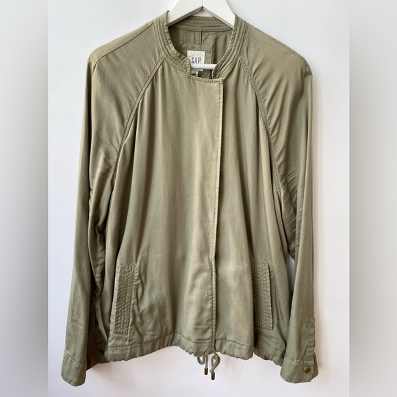 GAP Jackets & Blazers - GAP - 100% Lyocell - Light Weight, Olive Green, Soft Drapey Jacket - XXL